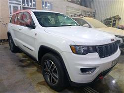 جیپ گراند شیرۆکی